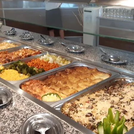 Хотел Sineva 4*