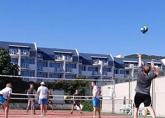 מלון Sineva סבטי ולאס