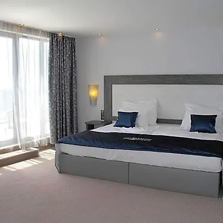 فندق Sineva 4*